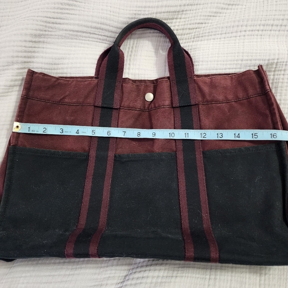 Hermes MM Fourre Canvas Tote Navy Blue and Burgundy Silver Hardware - Picture 4 of 16